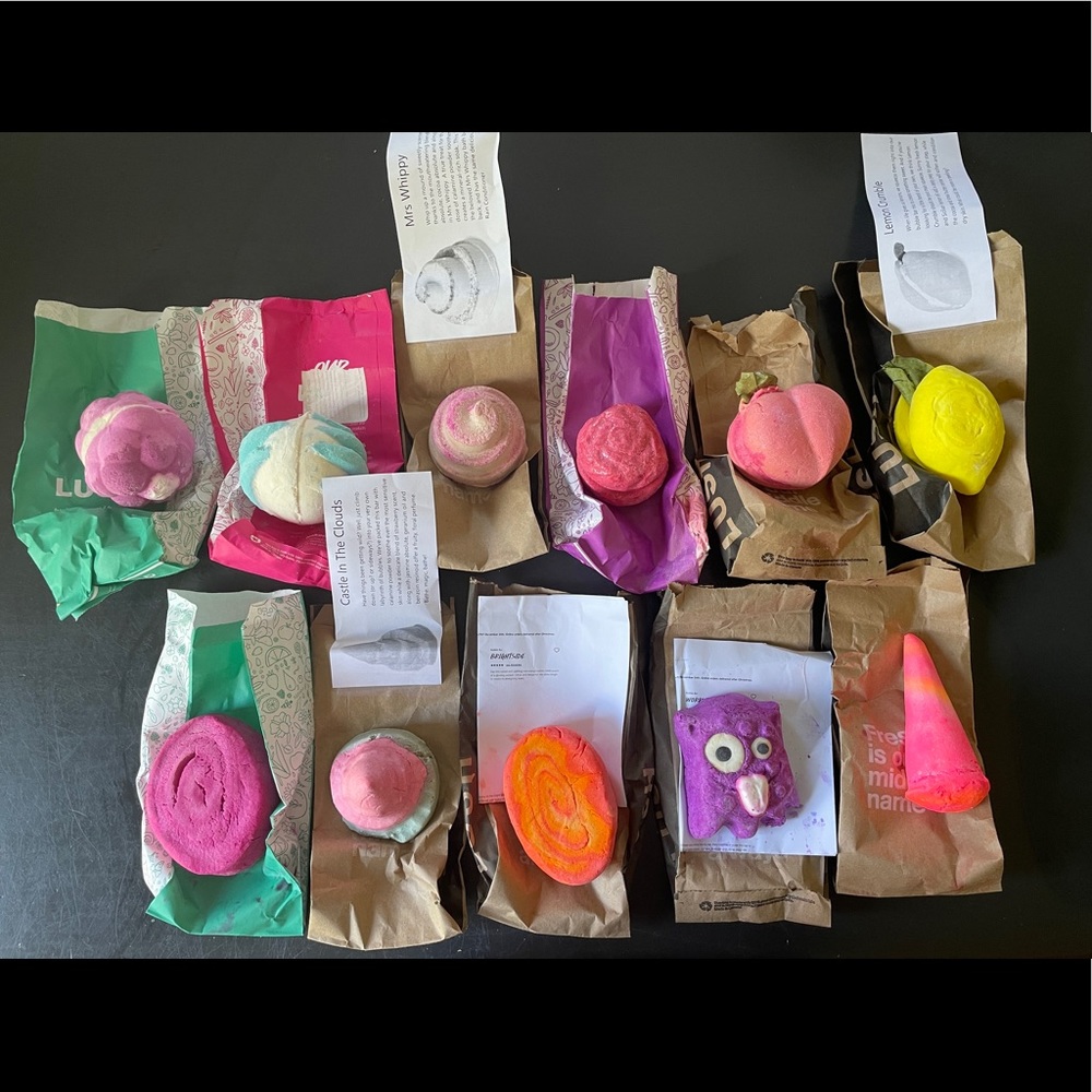11 Piece Lush Bath Bomb/Bubble Bar Bundle